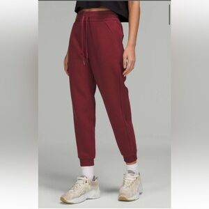 Lululemon Scuba High-Rise Jogger 7/8 Longth
